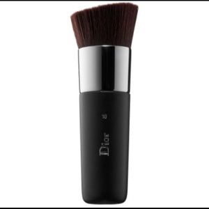 dior airflash foundation brush